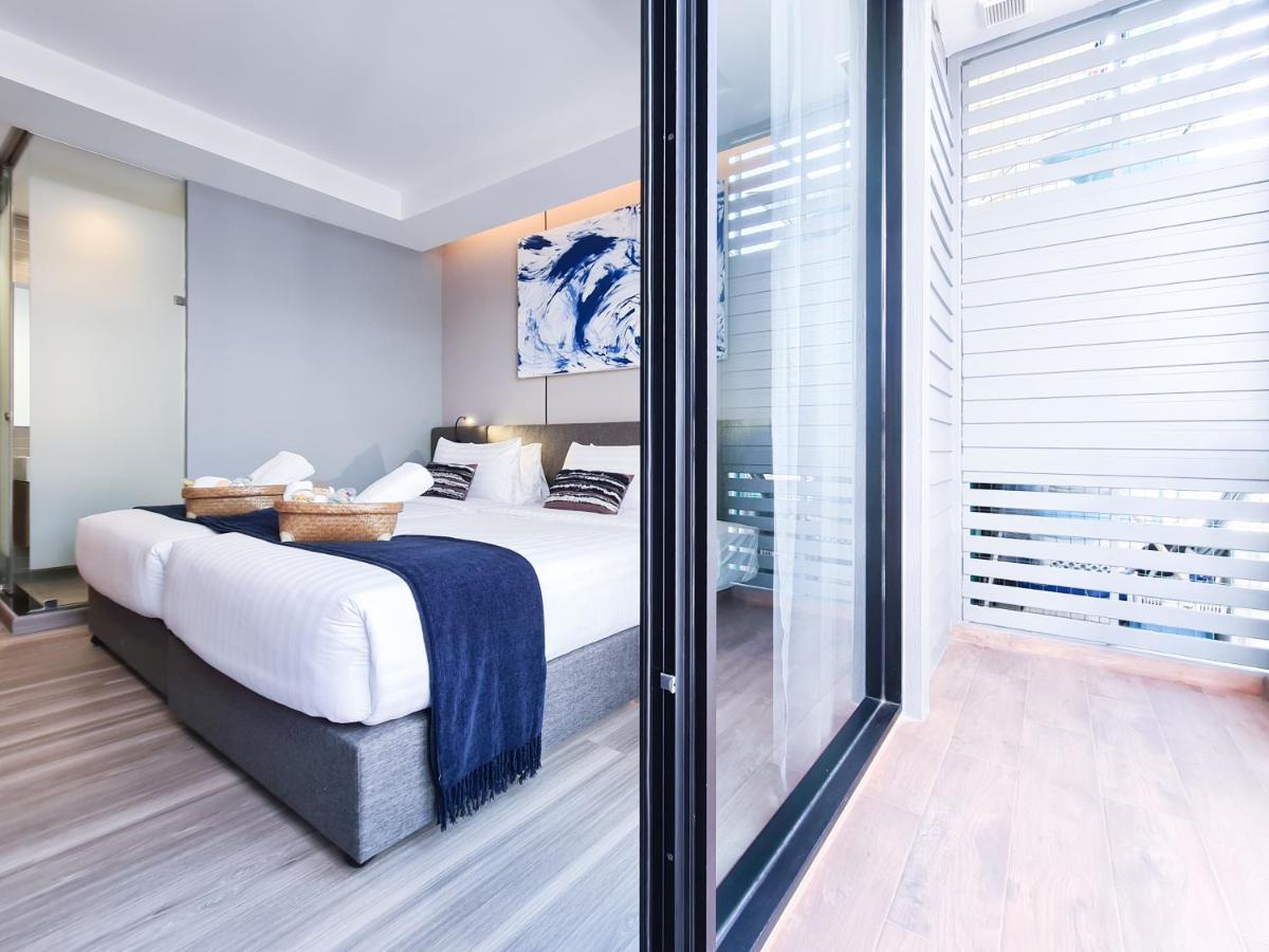 Sova Hotel Bangkok Exterior photo